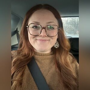 Meet your Posher, Abby